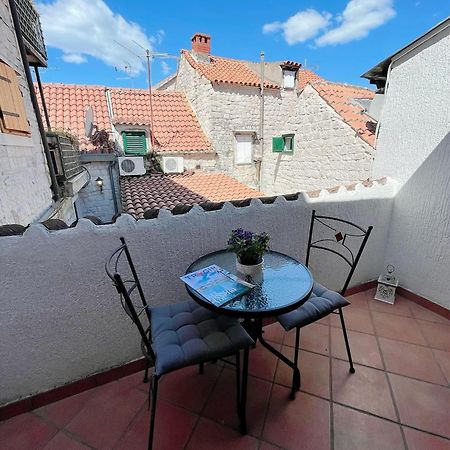 House Ivancic-Free Parking Трогир Номер фото